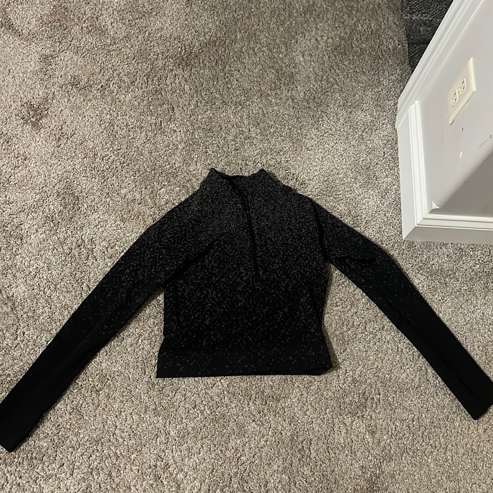 Lululemon Top - Picture 2 of 4